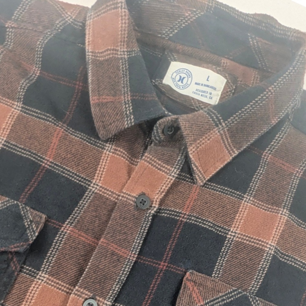 Hurley "Portland" Mens Brown Black Plaid Long Sleeve Flannel Shirt Size L